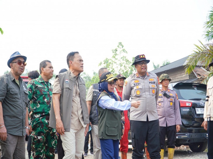 Staf Khusus Menteri Kehutanan, Bahas Penanganan dan Penegakan Hukum Karhutla di Kampar