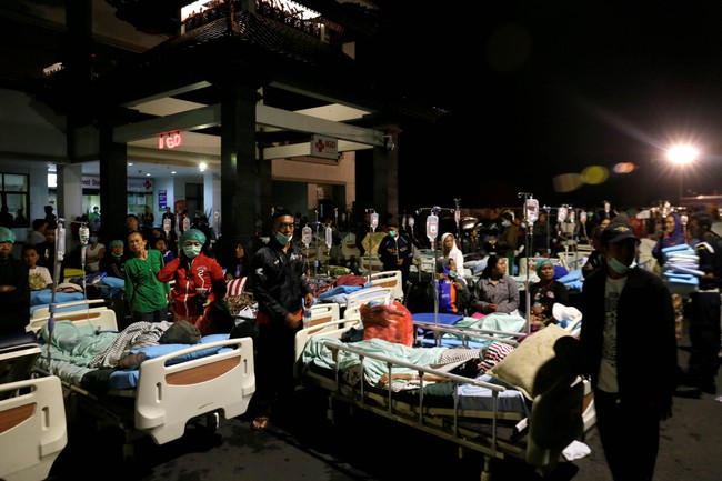 GEMPA DAHSYAT  7 SR Goncang Lombok Utara, 34 Orang Tewas, Ratusan Luka-luka 