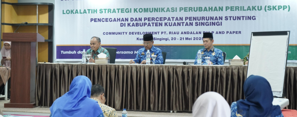 Pemkab Kuansing dan PT RAPP Gelar Lokalatih Strategi Komunikasi Perubahan Perilaku untuk Percepatan Penurunan Stunting