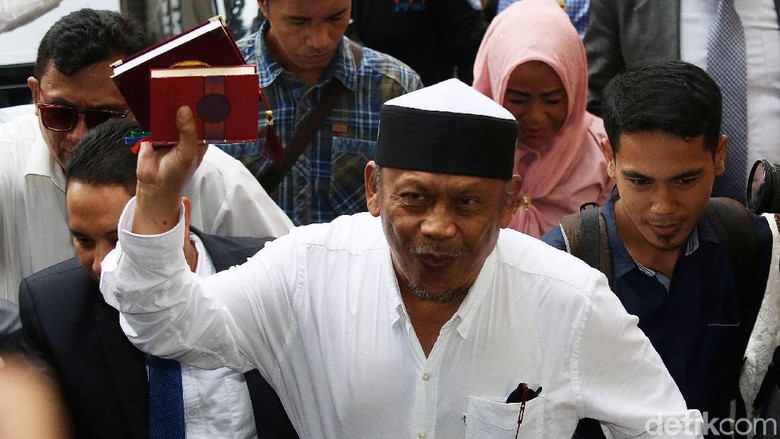 Curhat Eggi Sudjana Usai Ditahan Polisi, 'Aneh Makarnya Tidak Ada, Tapi Tersangkanya Sudah Ada dan Ditangkap'
