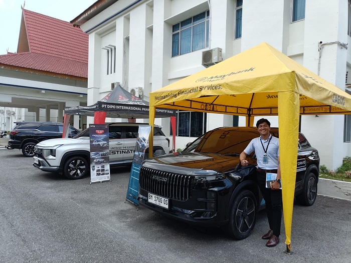 Katanya Buat Genjot PAD, Di Kantor Bapenda Sekarang Ada Stand Pameran Mobil