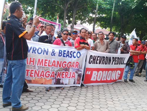 Tuntut Keadilan, 84 Karyawan Sub Kontraktor Chevron Datangi Disnaker