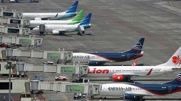 SETOP, Maskapai Penerbangan Dilarang Angkut Penumpang  Dalam dan Luar Negeri Mulai  Hari Ini Hingga....