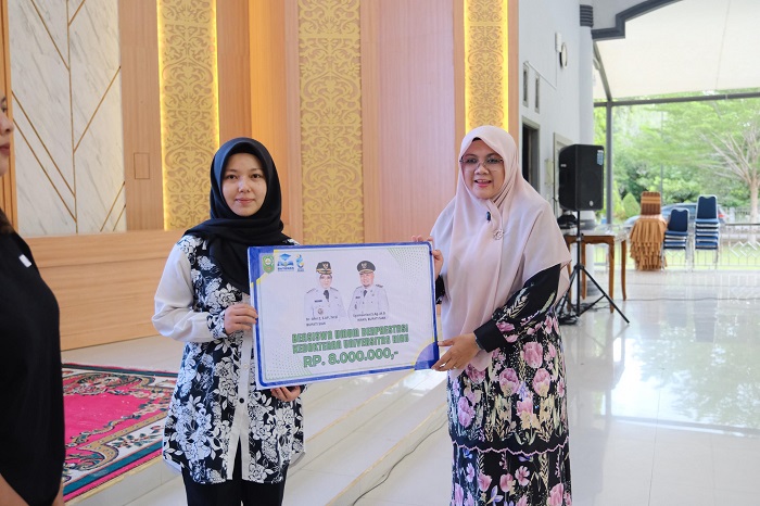 Afni: Tahun Ini 6.323 Pelajar dan Mahasiswa Terima Beasiswa Pemkab Siak