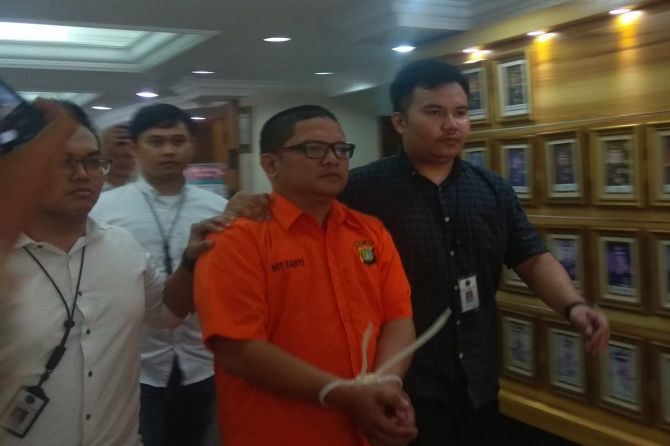 Pakai Atribut PBNU, Pria Pengangguran Ini Tipu Warga dengan Mencatut Nama Jokowi, Yenny dan Hary Tanoe, Begini Modusnya...