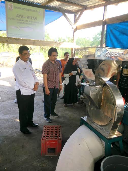 Gencarkan Program GERPARI, Kini Harga Pakan Ternak Ikan di Pelalawan Lebih Murah