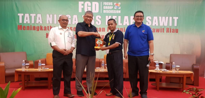 Ternyata, Harga TBS Petani Sawit Swadaya Jauh dari Ketetapan Dinas Perkebunan Riau