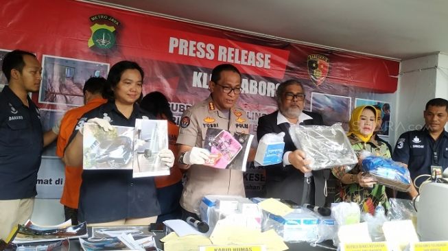 Terungkap! Dokter Aborsi yang Bunuh 903 Janin Ternyata Pecatan PNS di Riau