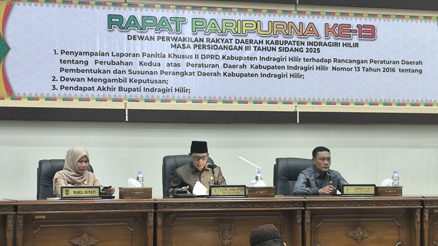 Wabup Yuliantini Hadiri Paripurna DPRD ke 13 Masa Persidangan III Tahun 2025