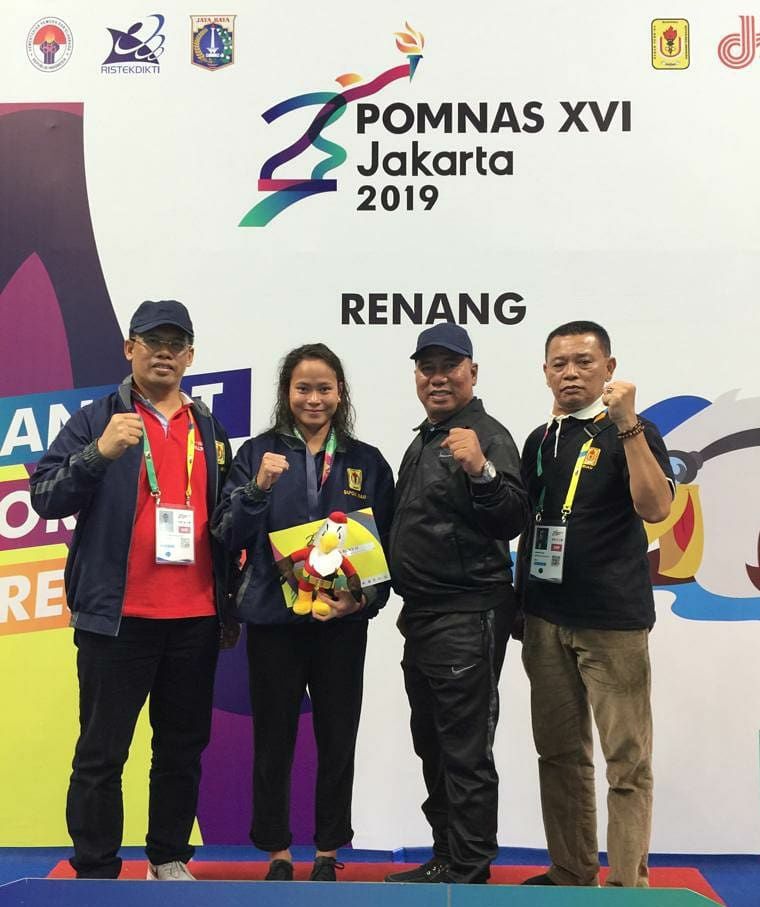 Mahasiswi Unilak Persembahkan Medali Emas Pertama untuk Riau di POMNAS 2019