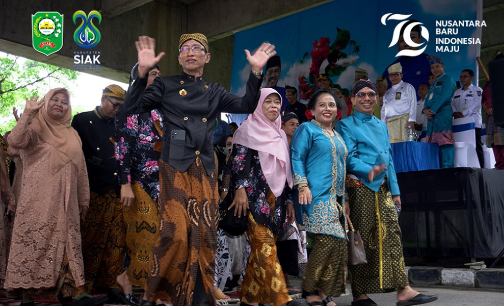 Pemkab Siak Laksanakan Pawai Budaya Perigatan HUT RI
