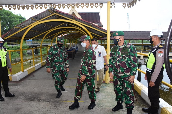 Danrem 031/WB Tinjau Kesiapan Pemulangan Migran Indonesia di Dumai