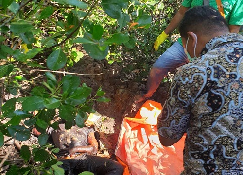 Hendak Berburu, Warga Temukan  Mayat Wanita Membusuk di Dermaga Suntara Gajah Pati