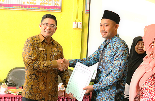 Dispersip Sosialisasi dan MoU dengan Perpusdes Terbaik Se-Riau