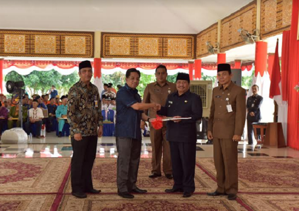Bank Riau Kepri Serahkan CSR Berupa 1 Unit Mobil Pick Up untuk Pemkab Bengkalis
