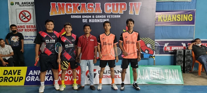 Tiga Pasangan PB jaya Melaju ke 8 Besar Turnamen badminton Angkasa Cup IV se Kuansing