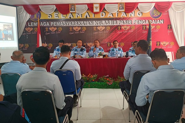 Kalapas Pasir Pengaraian Ingatkan Petugas Bekerja Penuh Integritas
