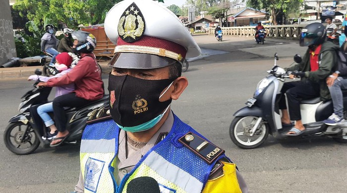 Modus Pemudik Bermotor Kelabui Petugas