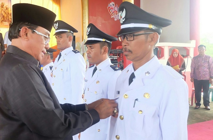Bupati HM Wardan Minta Kades di Inhil Laksanakan Amanah Pembangunan Daerah