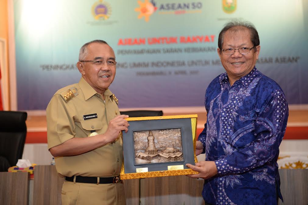 Gubernur Riau Dorong Pelaku UMKM Jaga Stabilitas Ekonomi