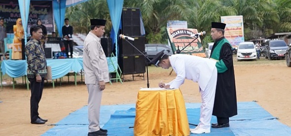 Itarto Haryono Dilantik Sebagai PAW Kepala Dsa Dusun Tuo  Kuantan Hilir
