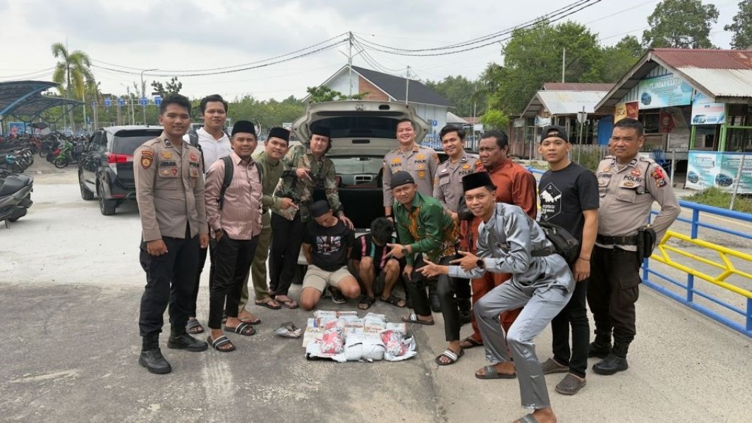 Tergiur Upah Rp50 Juta, Dua Pria Nekat Selundupkan 13 Kg Sabu di Bengkalis
