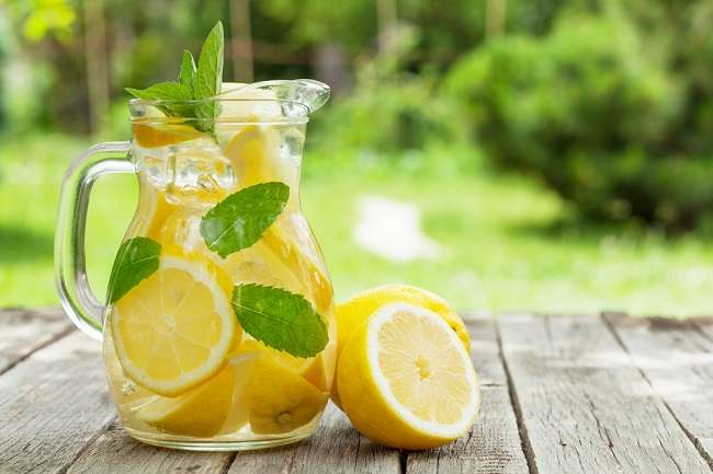 Manfaat Infused Water Lemon untuk Kesehatan