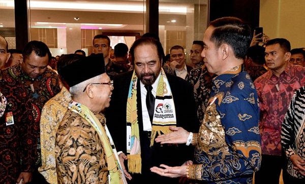 Megawati Tak Datang, Jokowi Sindir Surya Paloh Soal Pelukan Dengan Presiden PKS Saat HUT Golkar