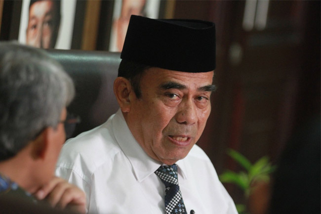 Tanggapi Fatwa Ulama Aceh Larang Penggunaan Simbol Islam di Peci-Mobil, Menag: Alasannya Masuk Akal...