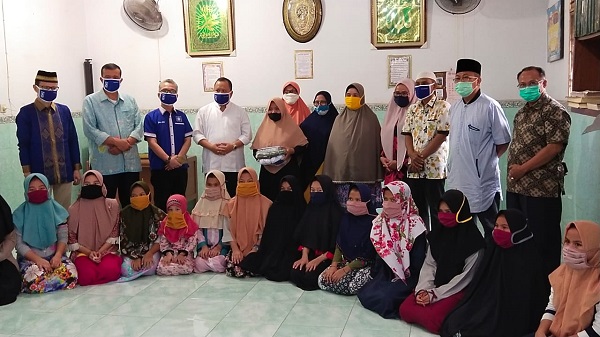 PAN Riau Serahkan Bantuan untuk Panti Asuhan Putra Muhammadiyah dan  Putri Aisyiyah