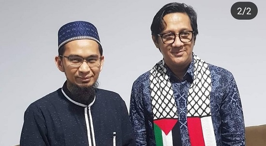 Alhamdulillah Bertemu, Ustad Adi Hidayat Maafkan Candaan Plesetan  Andre Tulani