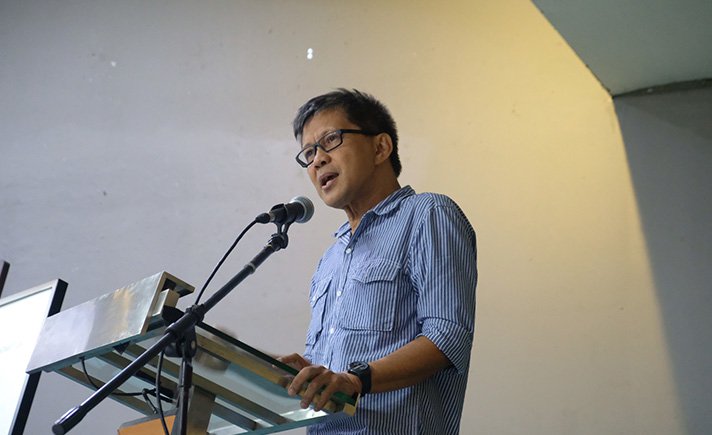 Keras! Rocky Gerung Kritik Jokowi Lagi, 'Dahulukan Soal Kemanusiaan di Papua, di Ambon, Bukan Dahulukan Pelantikanmu'