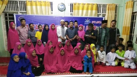 Jelang Idul Fitri, WPR Berbagi Bersama Anak Yatim Panti Asuhan Annisa