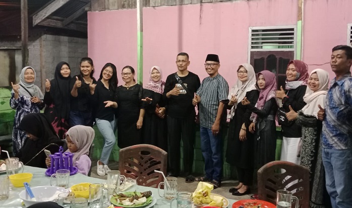 Jalin Silaturahmi Keluarga Besar SD Swasta  Sungai Kuantan Laksanakan Buka Puasa Bersama