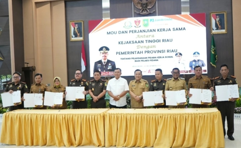 Dukung Reformasi KUHP, Bupati Asmar Tandatangani PKS Pidana Kerja Sosial