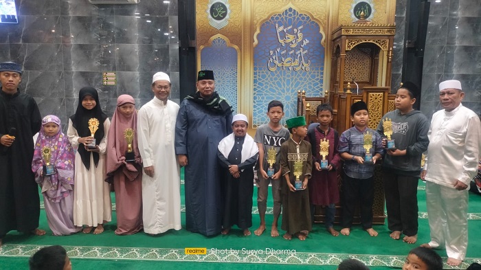 Antusias Jamaah Sangat Tinggi Pengurus Masjid Nurul Ihsan Gelar Isra Miraj Hadirkan Ustaz Nursal Asal Kampar
