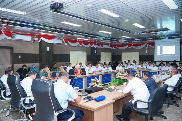 Sempena HUT RI ke-79, Pj Bupati Kampar ;  laksanakan Kegiatan yang menyentuh Rakyat