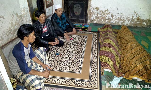 INNALILLAHI...Minum Campuran Alkohol 70% dengan Obat Batuk, 2 Remaja Tewas Mengenaskan