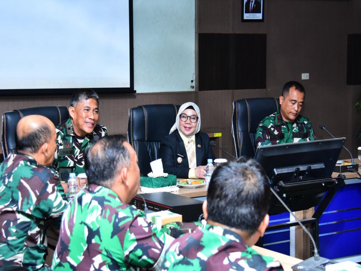 Wakil Bupati Kampar Terima Silaturahmi Pamen TNI AD dan Sosialisasi Karhutla Wilayah Riau