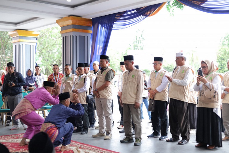 Kafilah MTQ Meranti Tiba di Kota Rengat