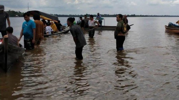 Pompong Motor Tenggelam di Teluk Meranti, 6 Meninggal Dunia