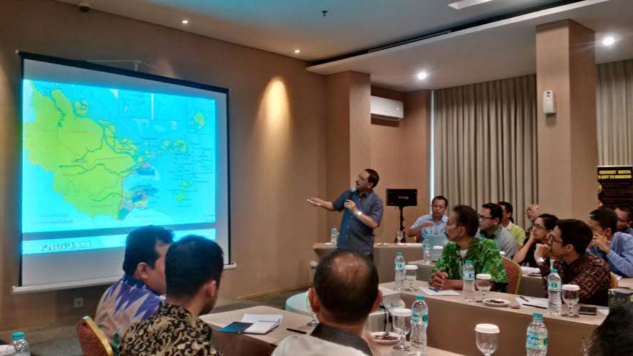 Dinilai Potensial, Sejumlah Pengusaha Tertarik dengan Kelapa Inhil