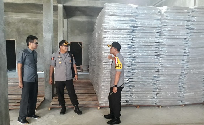 Kapolres Cek Gudang Logistik KPUD Rohil