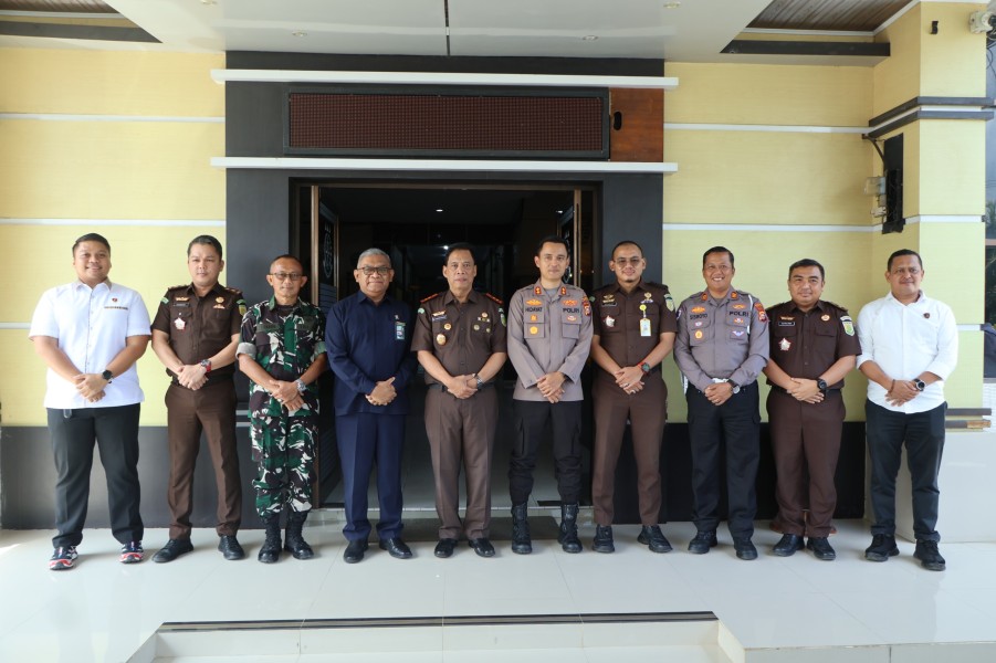 Dihari Bakti Adhyaksa Ke - 66 polres Dan Kejari Kuansing Eratkan Hubungan Silaturahmi
