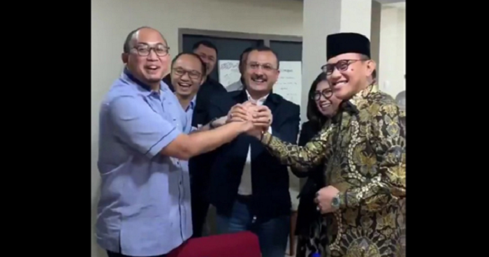 Sah, BPN Prabowo-Sandi Kembalikan Lagi Ferdinand Hutahaean ke TKN Jokowi