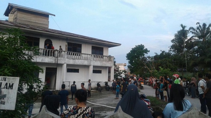Cepat Dipadamkan, Rumah Suluk Darussalam Pinggir Nyaris Ludes Terbakar