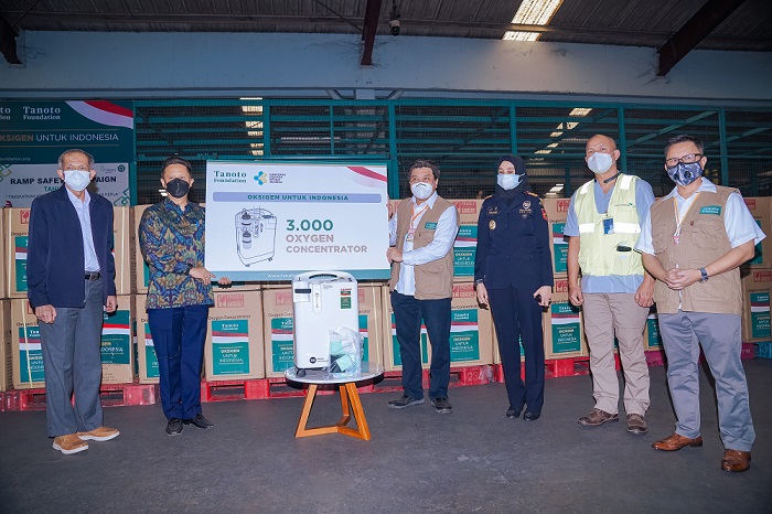 Tanoto Foundation Donasikan 3.000 Unit Oxygen Concentrator kepada Menteri Kesehatan RI