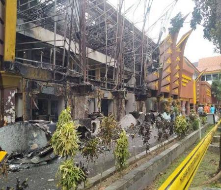Butuh Empat Bulan untuk Bongkar Gedung MPP yang Terbakar