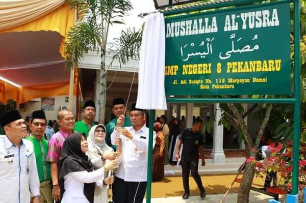 Wawako Resmikan Mushalla Al-Yusra SMPN 8 Pekanbaru