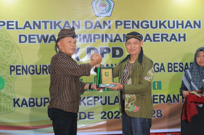 Hadiri Pelantikan Pujakesuma Meranti, Plt Bupati Asmar  Mari Bersama Kita Jaga Negeri Ini